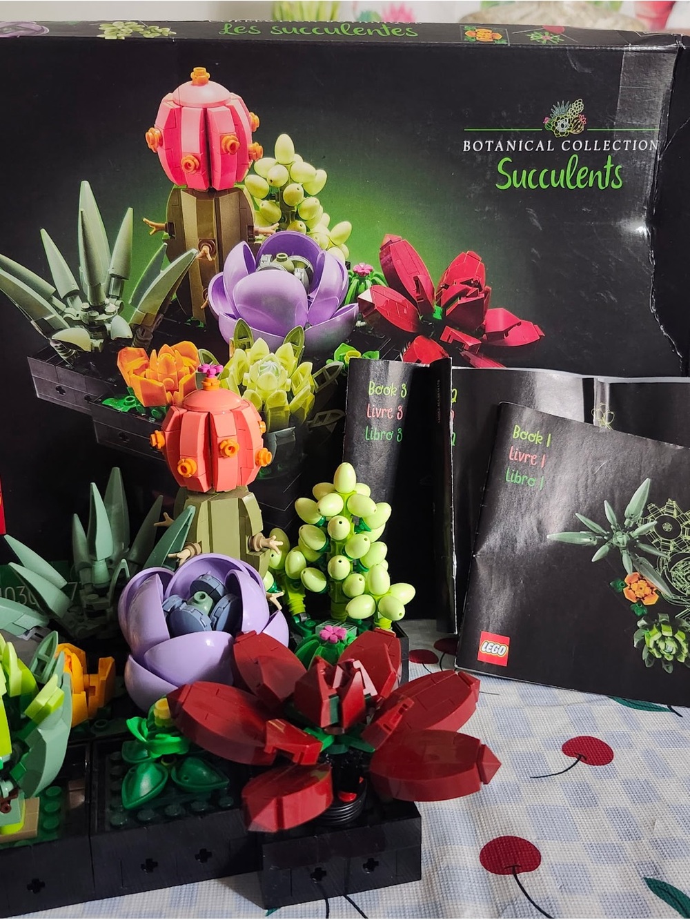 Lego Botanical Collection Succulents in Red, Purple, Green, Pink, Orange